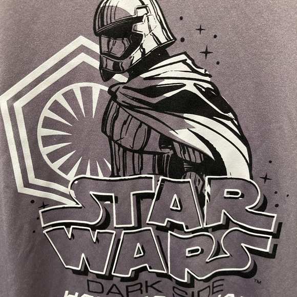 2018 WALT DISNEY WORLD Star Wars Dark Side HALF Marathon shirt size L Grey EUC - Picture 4 of 8